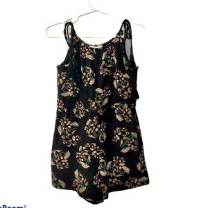 NWT MoVint Girls Floral Romper